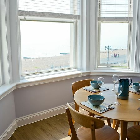 Seaview Apartment Worthing Bagian luar foto